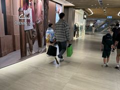 -东荟城名店仓