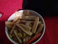 龙巢脆萝卜-龙巢盱眙龙虾·牛蛙·烧烤宵夜(八卦岭店)