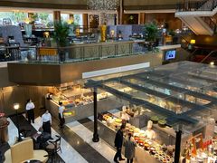 面包甜点陈列柜-圆顶阁西餐厅(郑州索菲特国际饭店 )
