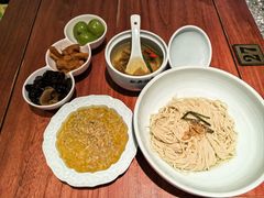 -裕兴记•蟹黄面馆(人民广场店)