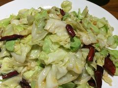 爆炒卷心菜-清真·老金烧烤·小龙虾(奥体中路店)