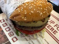 -The Habit Burger Grill 哈比特汉堡(复兴soho店)