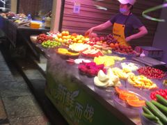自助取餐区-东门町美食街