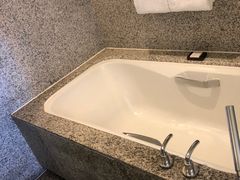 -上海外滩茂悦大酒店