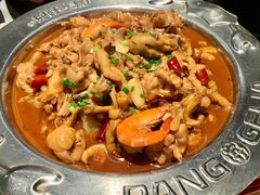 -胖哥俩肉蟹煲(湖滨银泰in77店)