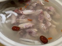 原味椰子鸡汤-龙泉人椰子鸡.糟粕醋.海南菜(三亚旗舰店)