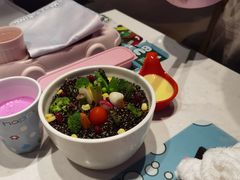 -水桶王国主题餐厅·聚会·生日派对·亲子活动·家庭套餐(亚龙湾希尔顿店)