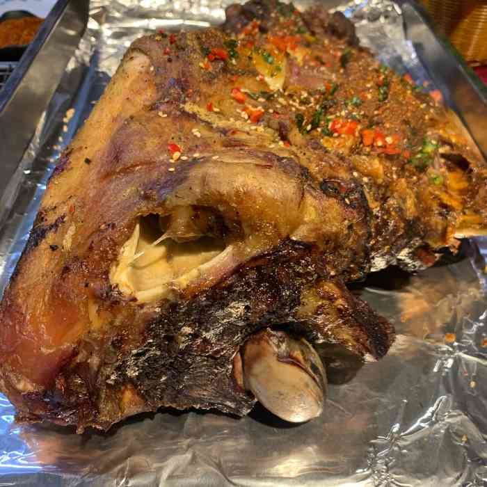 土司烤牛头·自助烧烤·唐哥一盘菜-"地址就在南山上面,坐公交383到