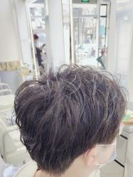 -PE SALON 