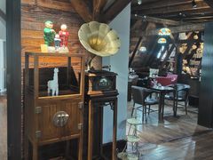 -良友书坊(安徽路店)