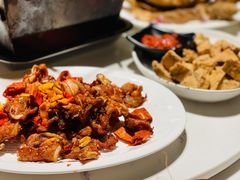 掌中宝-聚汇三少·龙虾·中餐厅(莫邪路新天地店)