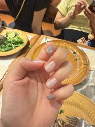 -悦指间美甲美睫