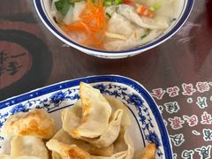 -长人馄饨铺(解放街店)
