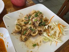 -两兄弟Song Pee Nong(2号店)
