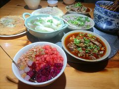 -大众跷脚牛肉馆·非遗传承单位(峨眉山店)