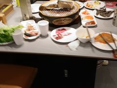 -山焱·炭火自助烤肉(周浦万达店)