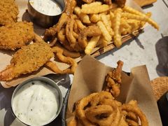 -必胜客(东大桥店)