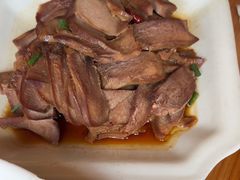 -芦茨金富饭庄·25年老字号·专做稻草鸡