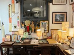 -邊城書店