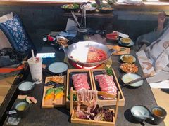 -湊湊火锅·茶憩(新中关购物中心店)