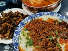 -云南李记罐罐米线饵丝小吃(汉中门金鹰店)