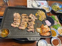 -Dombe豚(黑猪肉街店)