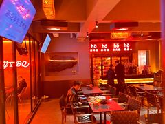 -何师烧烤Pro ·江湖川菜·小龙虾·精酿(太古里旗舰店)