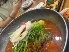 -喇喇排骨火锅·传统韩式脊骨汤(望京西园总店)