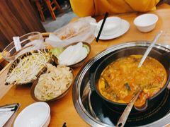 -黔三一夺夺粉酸汤火锅(百信店)