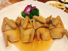 -龙悦湾酒家·八阵鱼生·渔人码头店