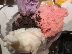 冰淇淋自助-哥老官重庆美蛙鱼头(西湖银泰十一哥店)