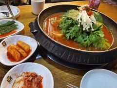 -喇喇排骨火锅·传统韩式脊骨汤(望京西园总店)