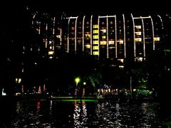 -三亚湾海居铂尔曼度假酒店