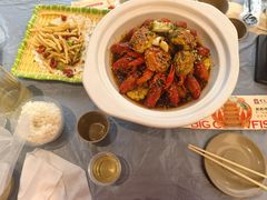 -肥肥虾庄·金牌油焖大虾(东湖欢乐谷店)