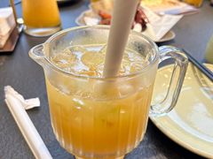 -蝴蝶里·粤菜·点心(滨江龙湖店)