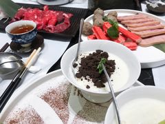 -红鼎豆捞·非遗鲍皇汤火锅(宝丰路店)