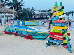 -北戴河碧螺塔海上酒吧公园