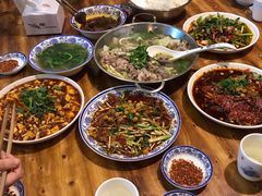 -杨三孃跷脚牛肉(西外棕榈岛店)