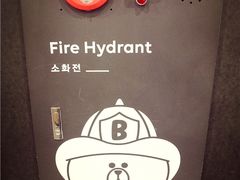 -LINE FRIENDS Garosu-gil Flagship Store