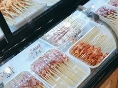 -哈尔滨小酒馆·鲜肉现穿自助烧烤(康新花园店)