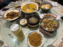 -小菜园新徽菜(芜湖奥特莱斯店)