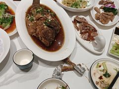 -梅利汴京烤鸭•开封豫菜地标店(东大街店)