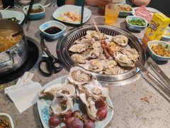 -金滏山烤肉·海鲜·火锅自助餐厅(襄阳万达店)