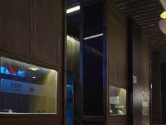 -爱碗亭·鲜炒湖南菜(壹城中心店)
