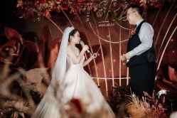 点击看大图 -荷玛高端新娘跟妆团队·彩妆培训