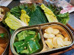 -草家酱蟹炭火烤肉店(珲春南路一店)