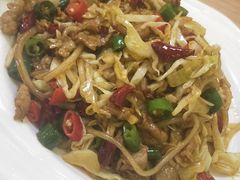 酸菜炒肉-阿里西北美食(小黄庄店)