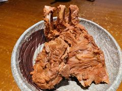 特色大铁锅烀腔骨-95号酱骨·一块豆腐(展春园西路店)