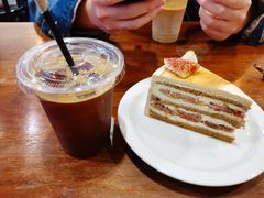 美式-black rainbow coffee