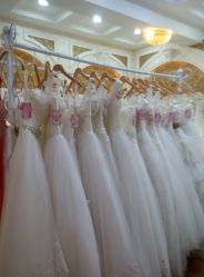 -厦门苏迪尔婚纱礼服批发零售/男装定制